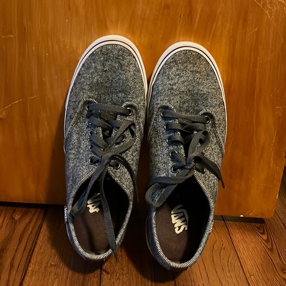 Vans Sneakers - Picture 1 of 8
